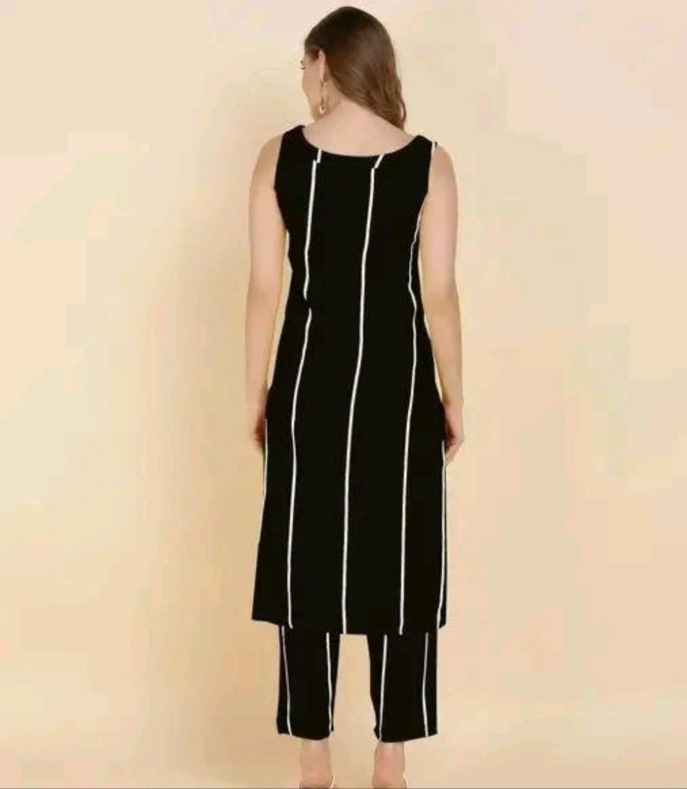 Rayon Solid Sleeveless Straight Kurti with Pant