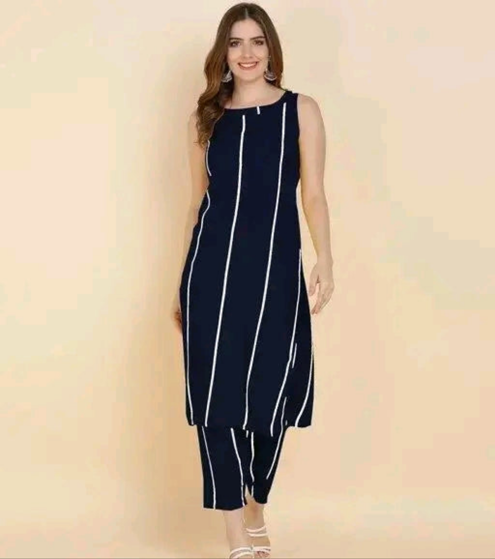 Rayon Solid Sleeveless Straight Kurti with Pant