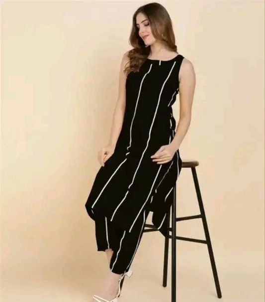 Rayon Solid Sleeveless Straight Kurti with Pant