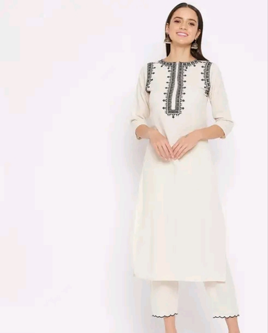 Women Off-White cotton Embroidered Kurta and Pant Set